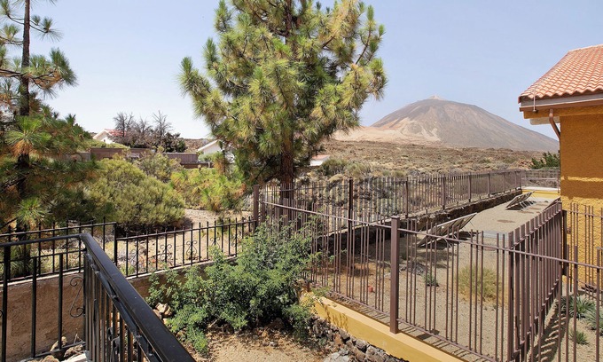 Chejilipes Ski Chalet | 'Casa En Parque Nacional Del Teide' with Sea View, Private Terrace and Wi-Fi