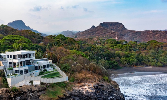 Playa San Diego House | Casa en Playa Privada con espectaculares vistas al Mar