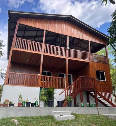 Amazon River House | Casa Encanto