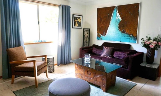 Brisbane House | Casa Encarnita Papillon Guest House