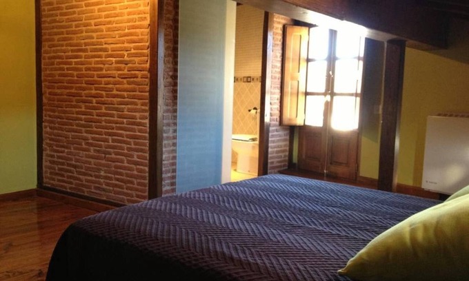 San Esteban de la Sierra House | Casa Frutos - Renovated and renovated rural house