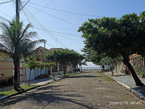 Jardim Imperador House | Casa espaçosa 100 metros da praia,para ate 12 pessoas