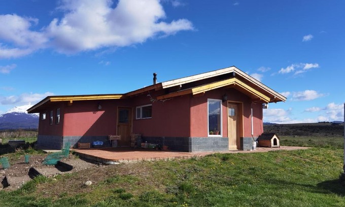 Trevelin House | Casa familiar Fellow - Casa de Bioconstrucción a 4 km de Trevelin
