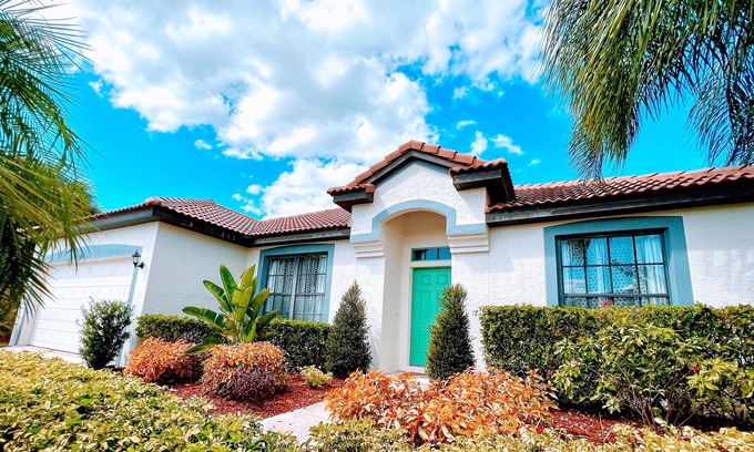 Buena Ventura Lakes House | Casa Feliz Kissimmee Lake Nona Pool Home