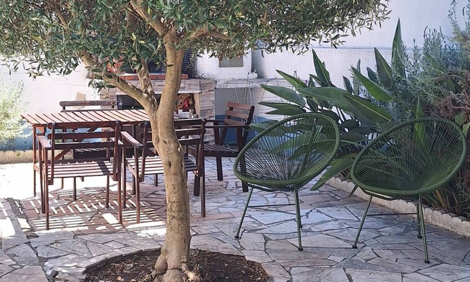 Trafaria Villa | Casa Ferry Holiday House Lisbon 15min & Beach 8min
