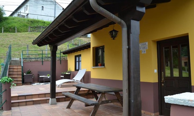 San Julian House | Casa Fidel