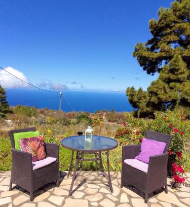 Las Tricias House | Casa Flor azul