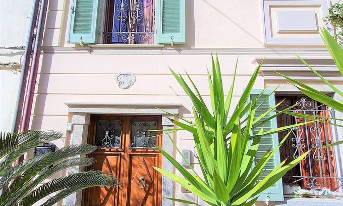 Marina di Campo House | ☆CASA FRANCO ☆Historic House In Marina Di Campo, In the Old Town.