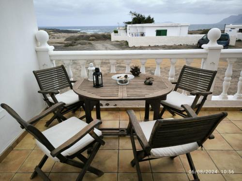 Caleta de Famara Apartment | Casa Frasca