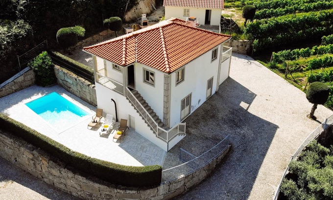Celorico de Basto House | Casa Fundevila Celorico de Basto by AloTur