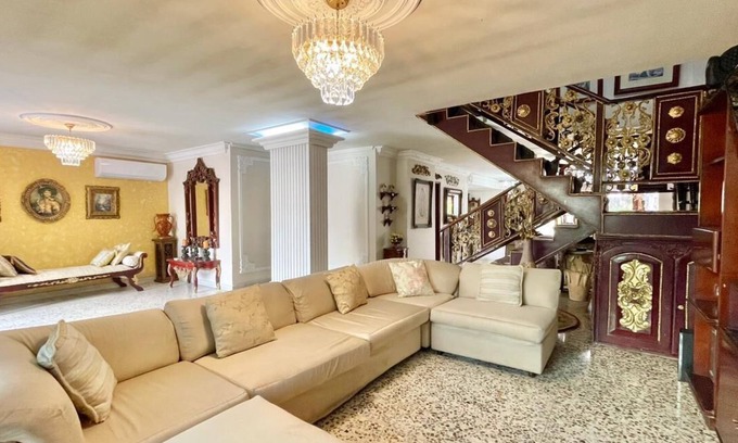 Cartagena District House | Casa Gaitán – Villa Familiar de Lujo a Pasos de la Playa