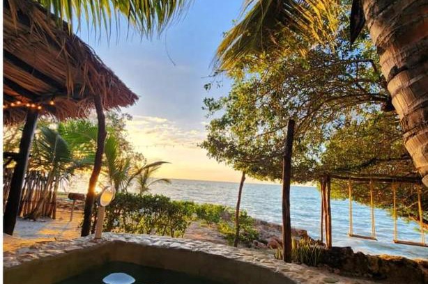 Campeche House | Casa GAMA-Playa ORILLA DEL MAR, Beach and Town