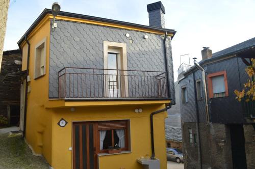 Carballeda de Valdeorras House | Casa Gelita