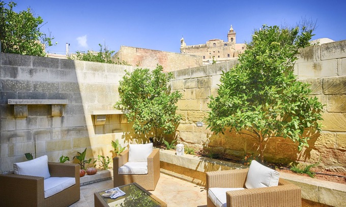 Victoria Bed & Breakfast | Casa Gemelli Boutique Guesthouse