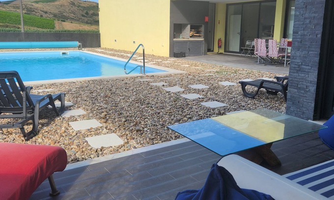 Santa Maria do Castelo e Sao Miguel House | Casa Gene Está Inserida Numa Zona Perfeita Para Descansar