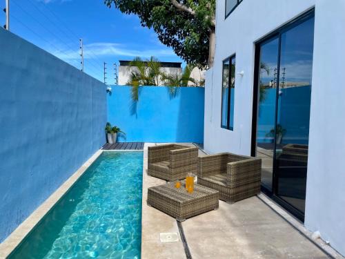 Puerto Juarez House | Casa Gigante de lujo, con piscina privada, 4 amplias habitaciones con baño privado