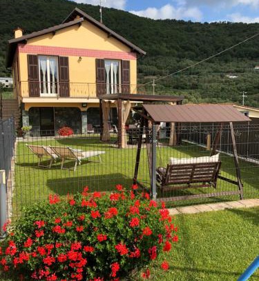 Caravonica House | Casa Ginni con Piscina e giardino
