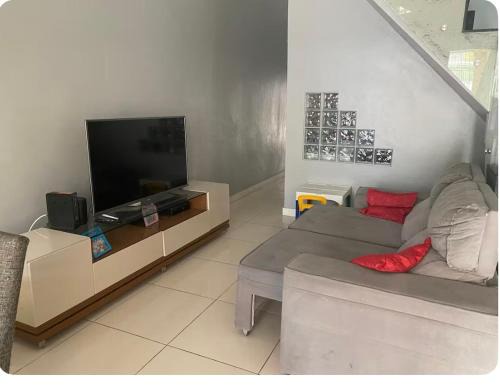 Jurunas House | Casa grande da Erica