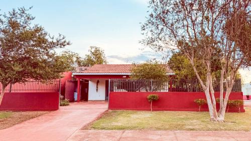 Maracaju Villa | Casa Grande e Completa - Emite NF