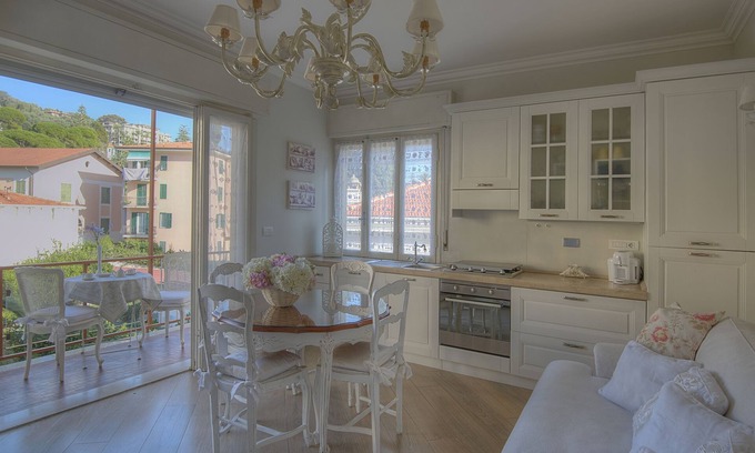 Bordighera Apartment | 'CASA GRANDIS' charm in the heart of Bordighera