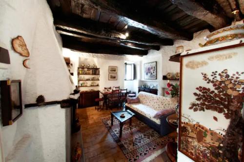 Mazzano Romano Apartment | Casa Graziella al Borgo
