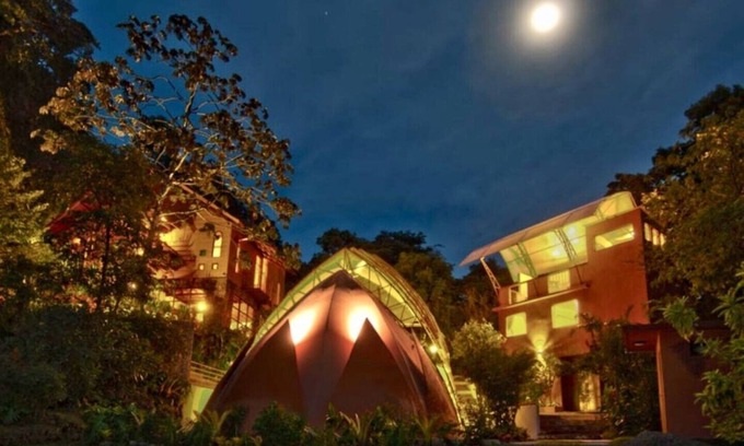 Monteverde House | Casa Guarumo. The cloud forest magical villa.
