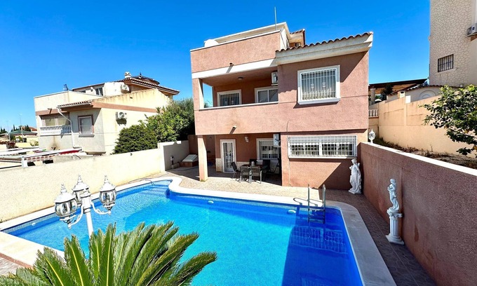 San Fulgencio Villa | Casa Independiente con Piscina Privada, Wifi y Aire Acondicionado
