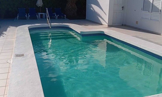 Los Pocillos Villa | Casa Jaime, 2 bedrooms, 2 bathrooms villa with private pool & mountain views.