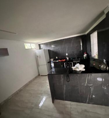 Salvador House | Casa Jr paz e amor