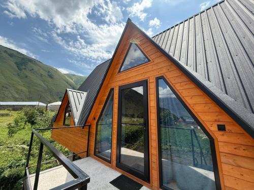 Kazbegi Ski Chalet | Casa KamArea