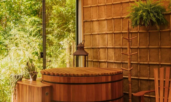 Alto Paraiso de Goias House | Casa Kanarô - Bangalow With Japanese hot tub