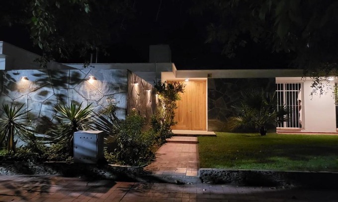 Lujan de Cuyo House | Casa "La 310"