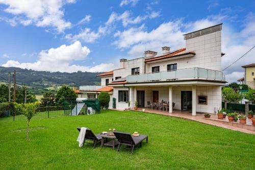 Tornon House | Casa La Manzana