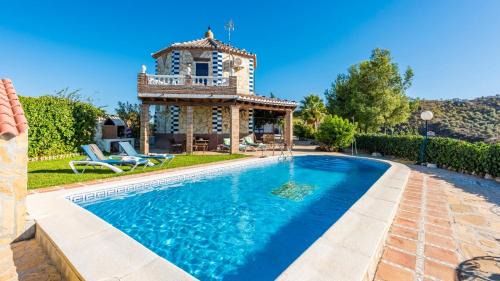 Iznate Villa | Casa La Noria Iznate by Ruralidays