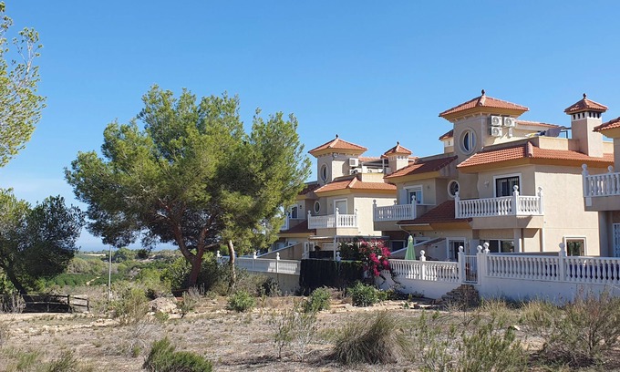 Pinar de Campoverde House | Casa la Perla, our own private house with 3 bedrooms and 2 bathrooms.