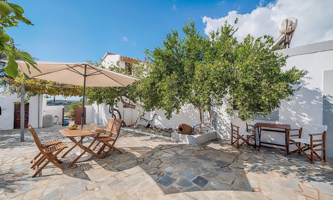 South Rhodes House | Casa La Perla Lachania