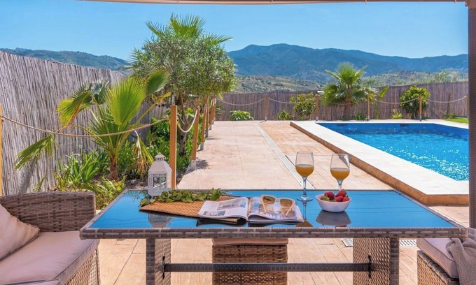 Tolox Villa | Casa Las Allanas Tolox by Ruralidays