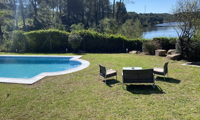 Las Jaras Apartment | Casa Las Terrazas del Lago Rural Lodging