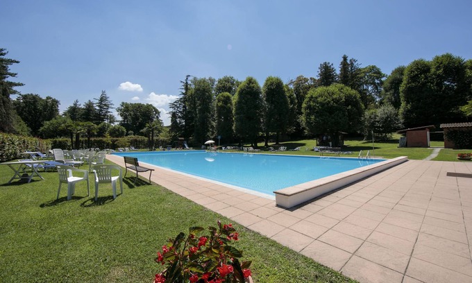 Ispra Apartment | Casa Lavanda Pool, Tennis, Ispra, Italy