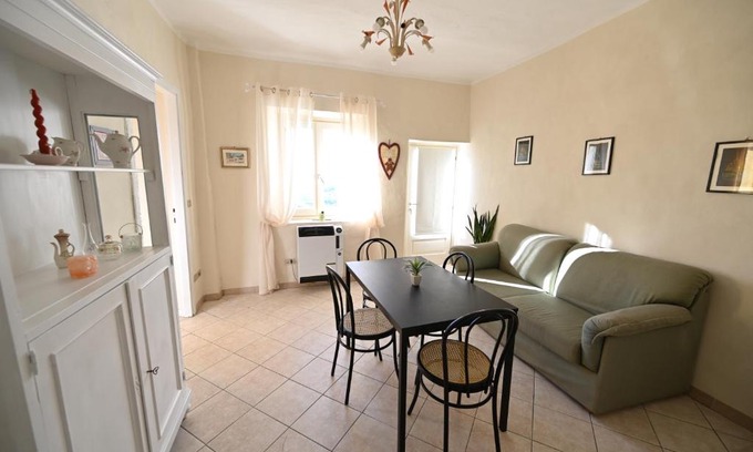 Treville House | CASA LETIZIA