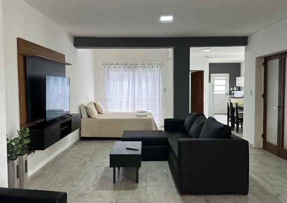 Villa Maria House | Casa LG EXCELENTE UBICACION