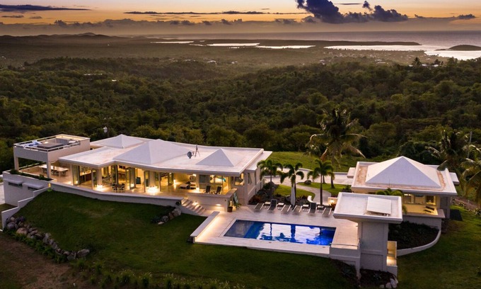 Llave Villa | Casa Limones - Luxury hilltop estate