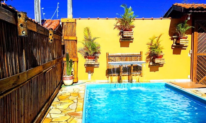 Jardim Santa Tereza House | Casa linda com Piscina e Jogos, pertinho da Praia