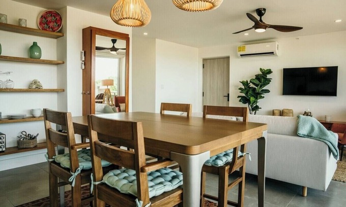 Las Escobas del Venado Condo | Casa Linda, Stylish Home at Blue Venao