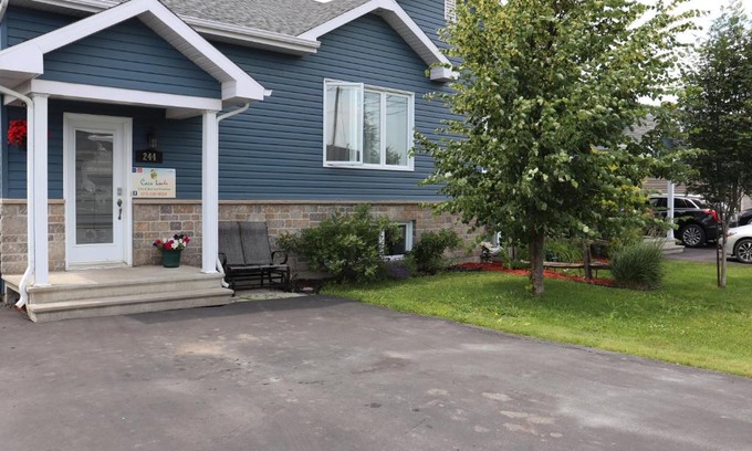 Princeville Bed & Breakfast | Casa Linda Victoriaville