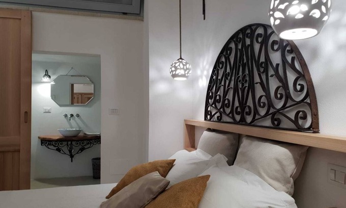 Cutrofiano House | Casa Litarà combines traditional and exclusive hospitality away from home.