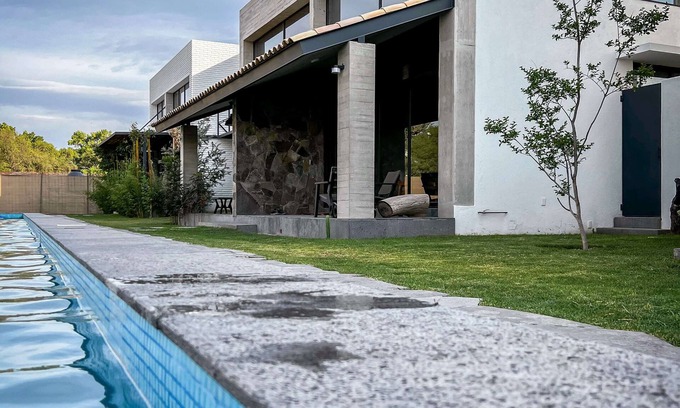 Centro House | Casa Loft Cerca del Centro de Tequisquiapan con Terraza Frente a la Alberca
