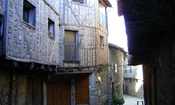 San Martin del Castanar House | Casa Lopez