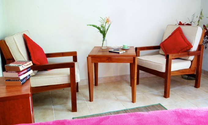 Los Naranjos House | Casa Los Naranjos. your home away from home.