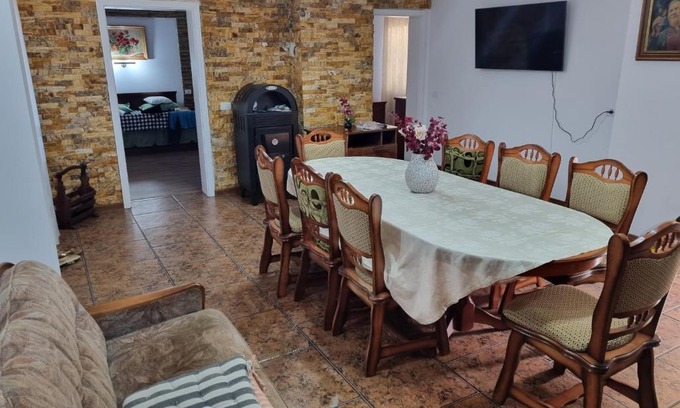 Anina House | Casa Lucia